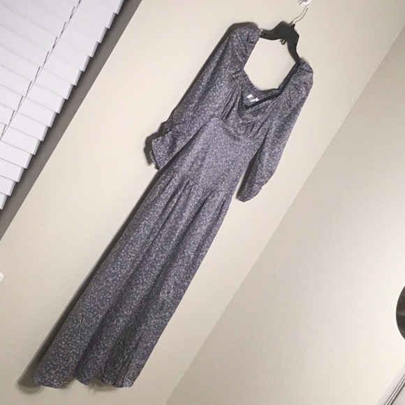 Astr THE LABEL NWT BLUE FLORAL SWEAT HEART NECKLINE DRESS SIZE SMALL - Picture 5 of 5